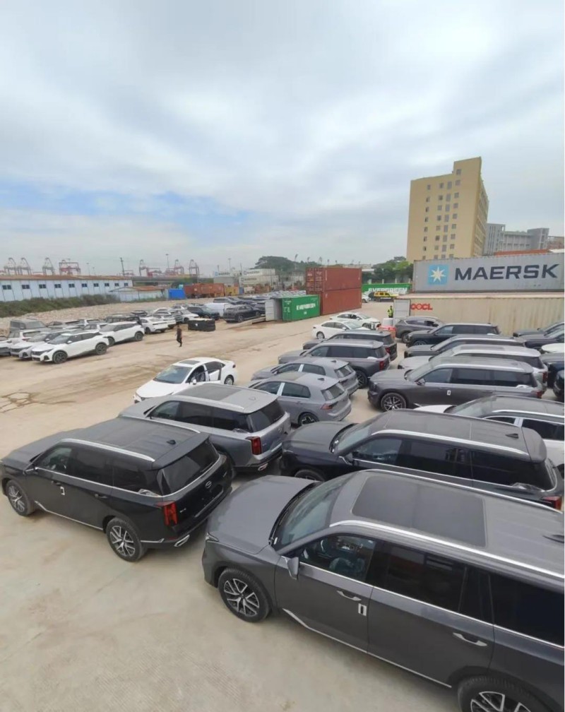 „Magia spațiului” din industria logistică! 60 de vehicule asistă la puterea transportului internațional